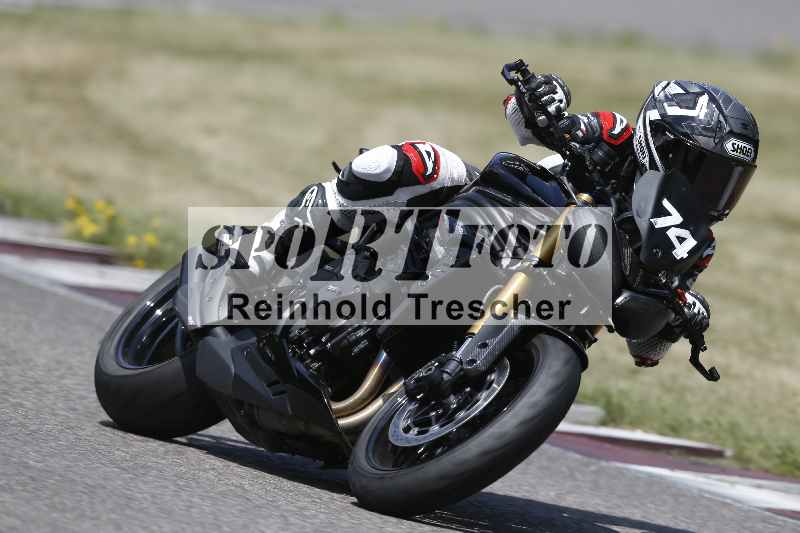 /21 17.06.2026  Ducati Schweiz Track Warmup ADR/Gruppe gelb/74